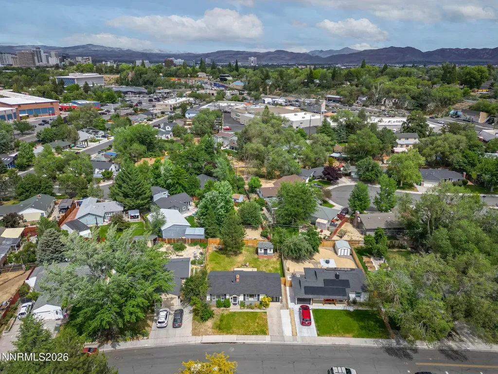 688 Arbutus Reno NV 89509