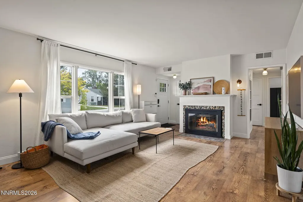 688 Arbutus Reno NV 89509