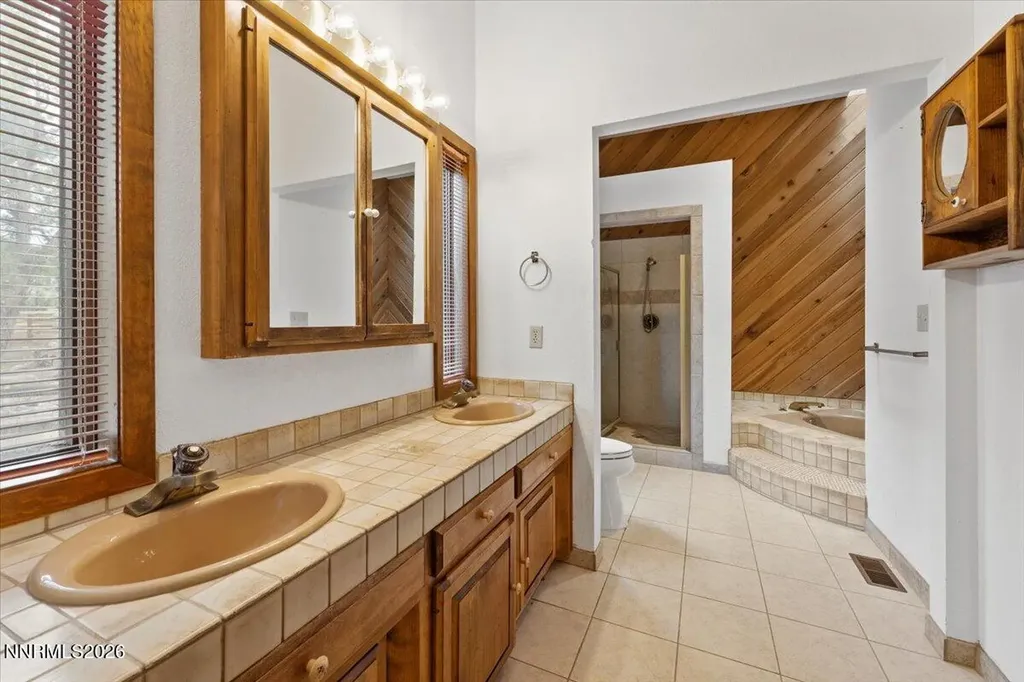 4120 Plateau Reno NV 89519