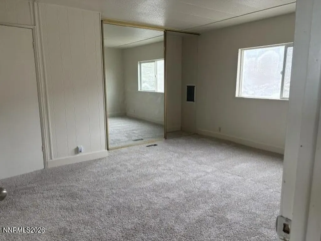 16 Clayton Dayton NV 89403