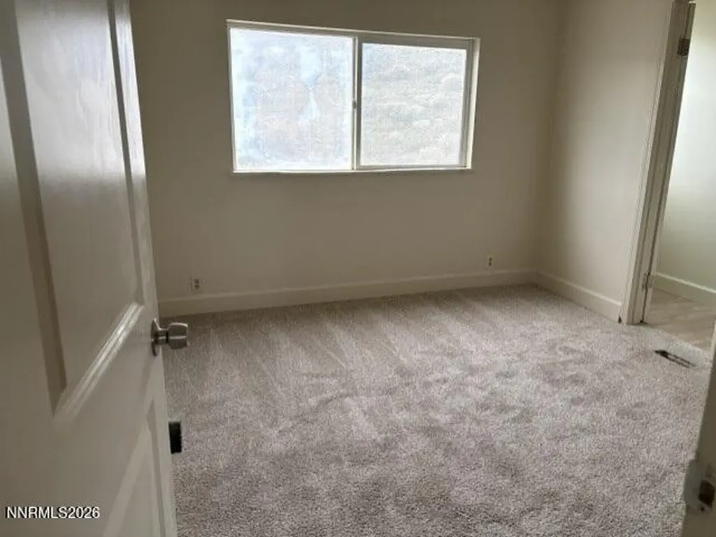 16 Clayton Dayton NV 89403