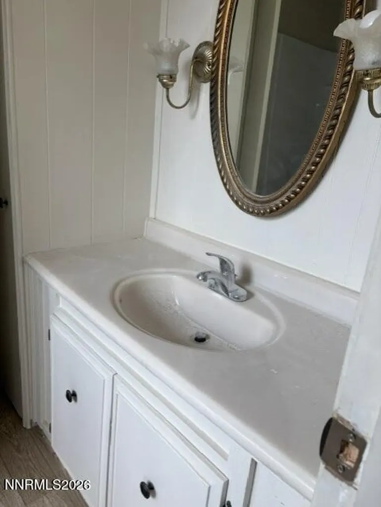 16 Clayton Dayton NV 89403