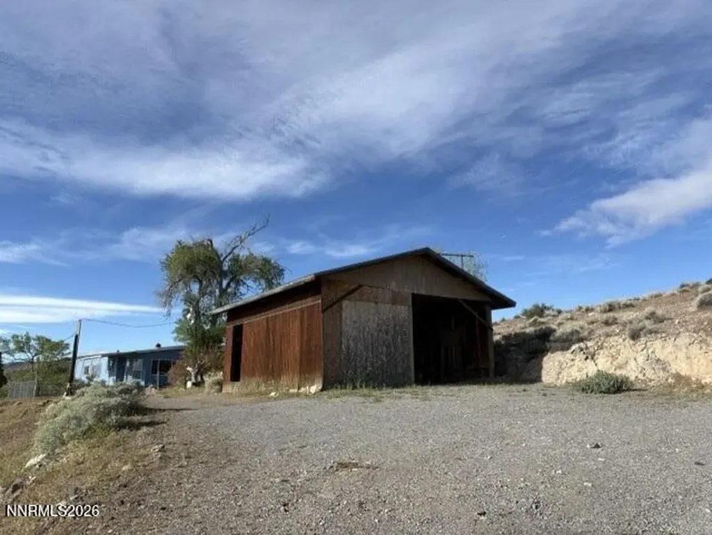 16 Clayton Dayton NV 89403