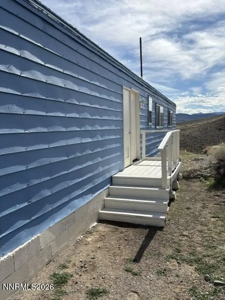 16 Clayton Dayton NV 89403