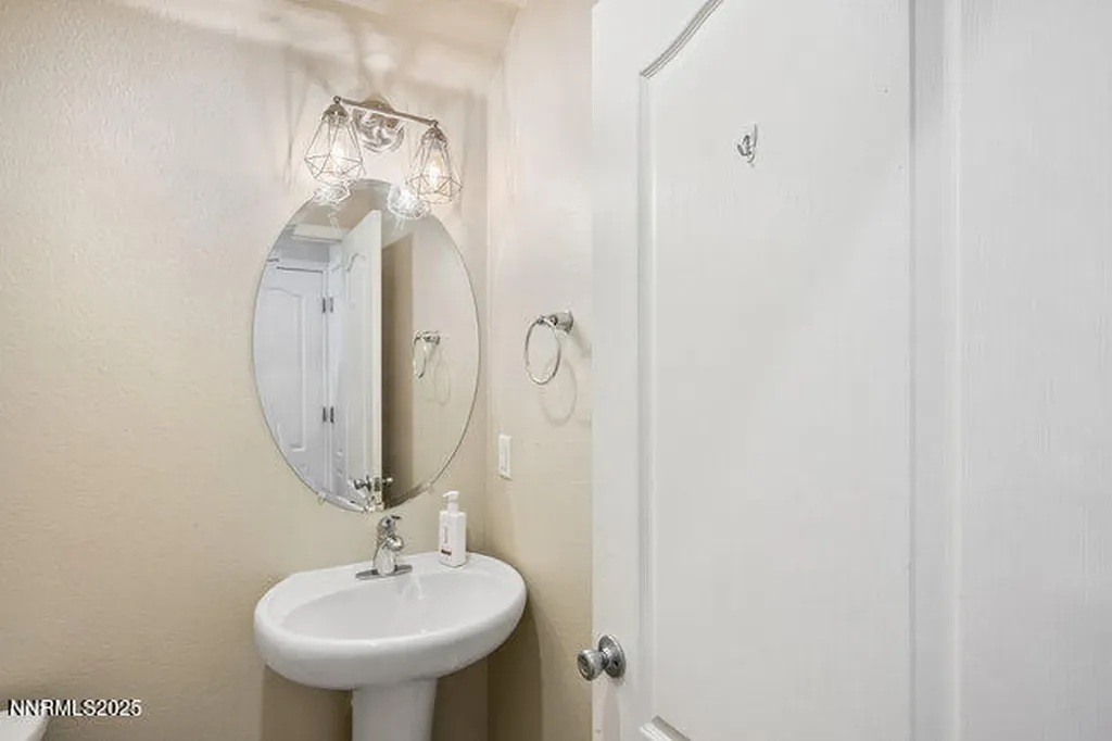 1825 Star Bright Reno NV 89523