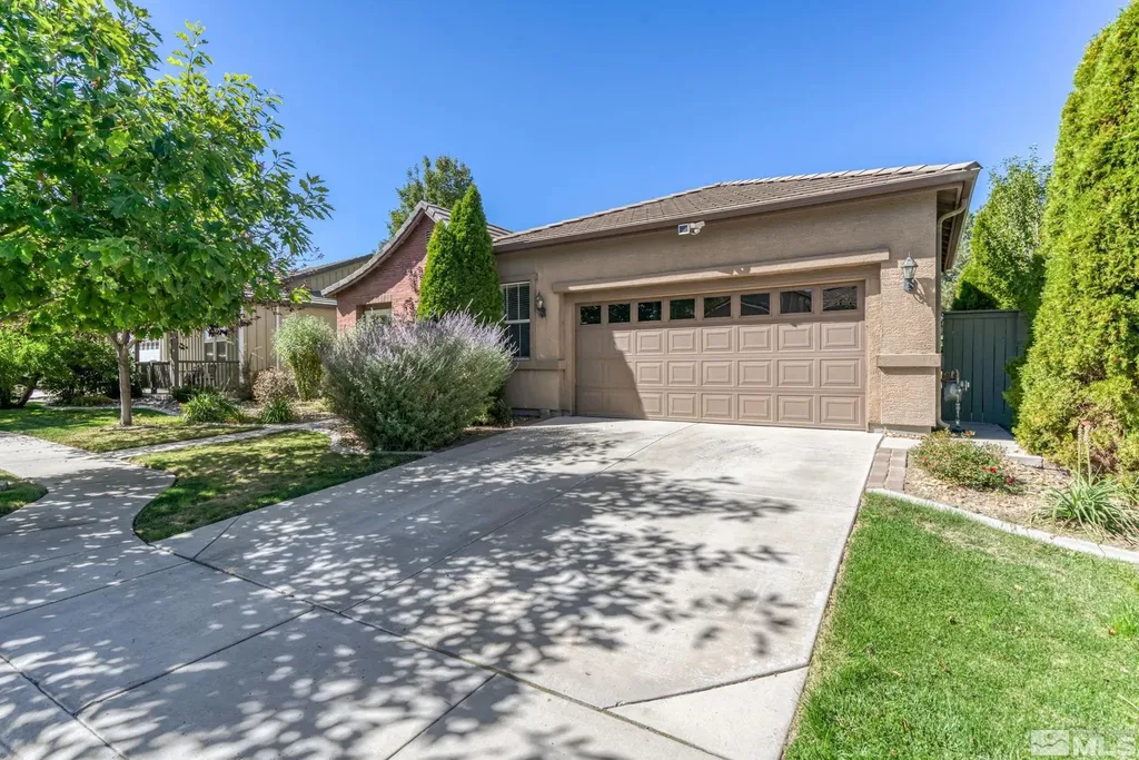 10577 Eagle Falls Reno NV 89521