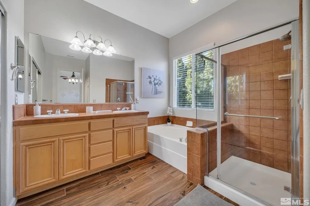 10577 Eagle Falls Reno NV 89521