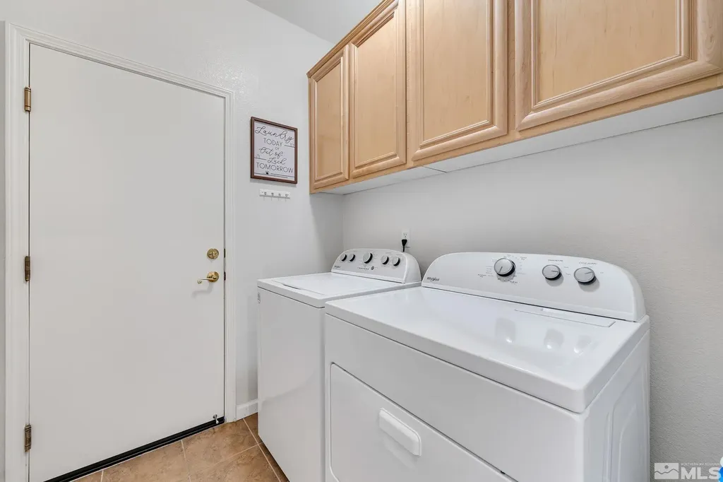 10577 Eagle Falls Reno NV 89521