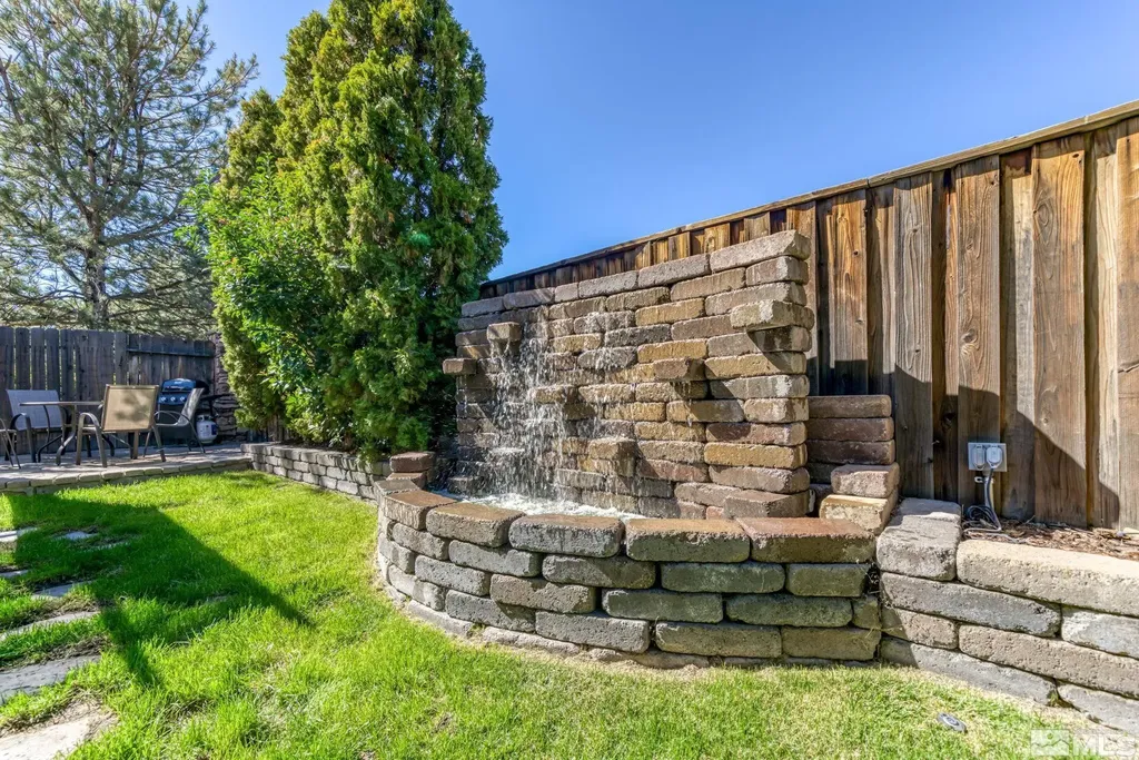 10577 Eagle Falls Reno NV 89521