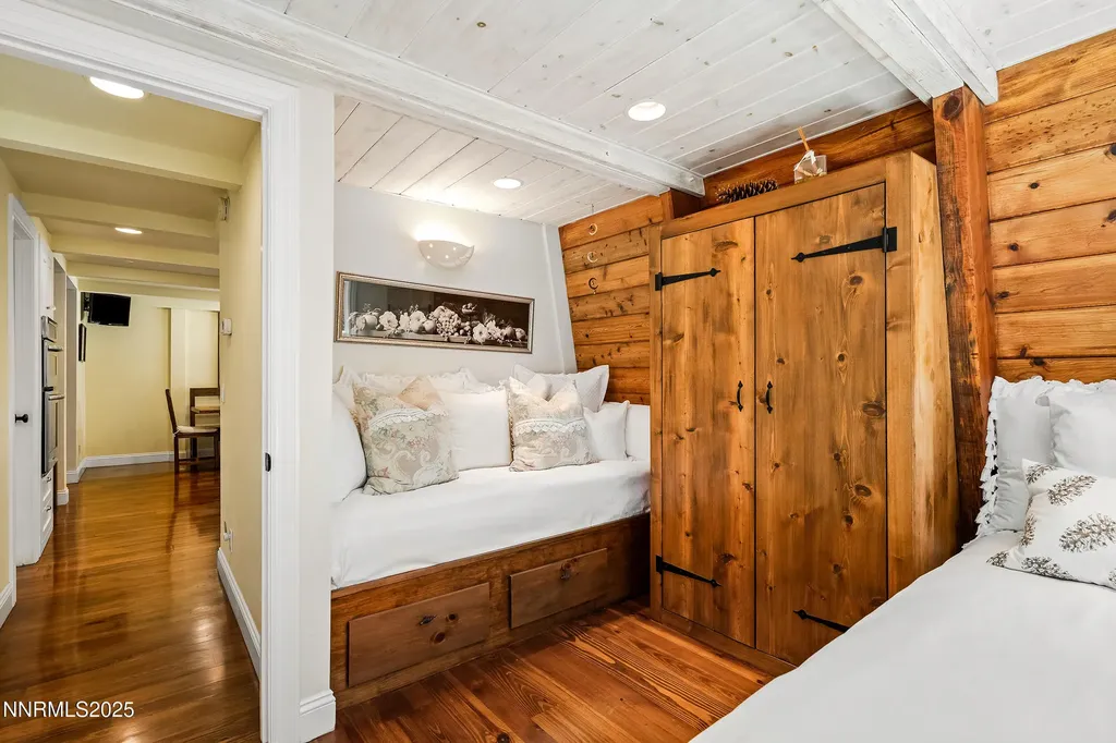 1075 Mill Creek Incline Village NV 89451