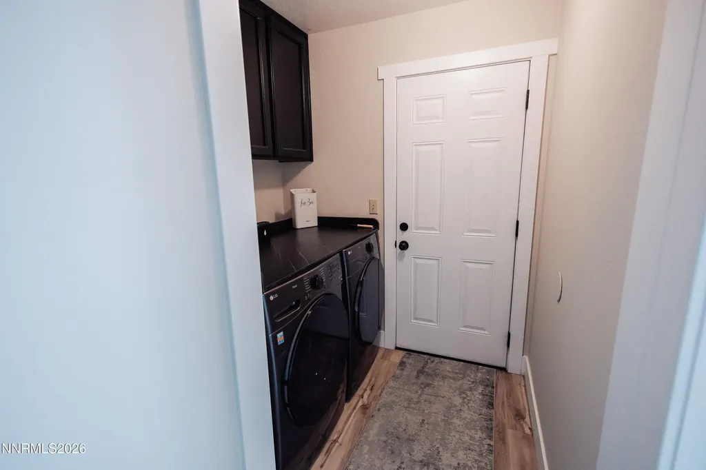 102 Woodlake Dayton NV 89403