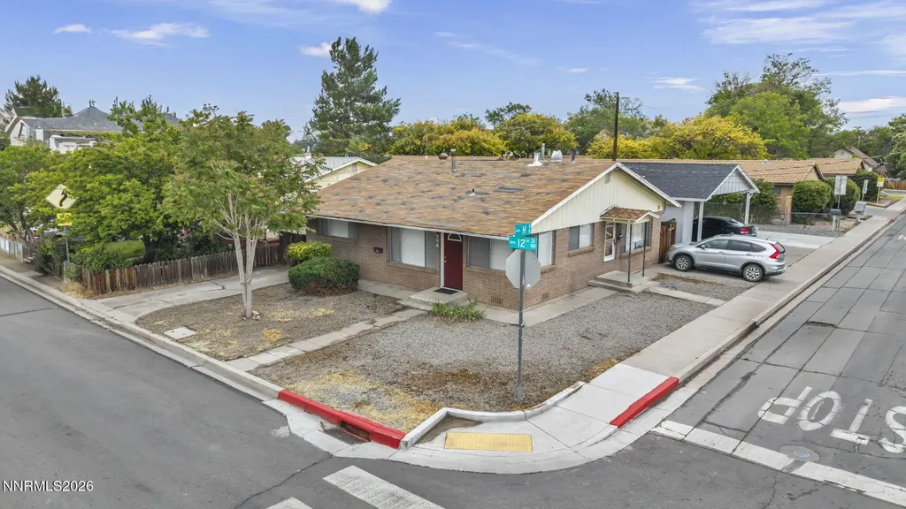 908 12th Sparks NV 89431
