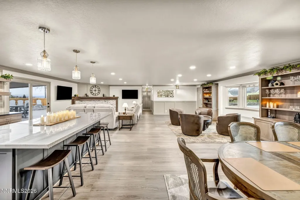 13745 Kewanna Reno NV 89521