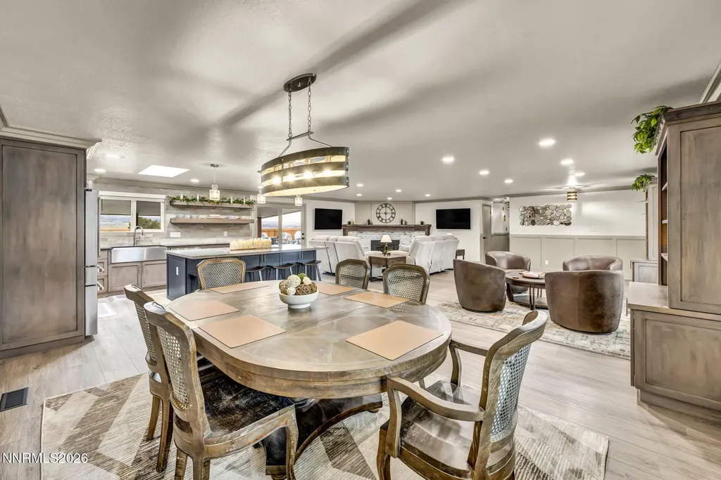 13745 Kewanna Reno NV 89521