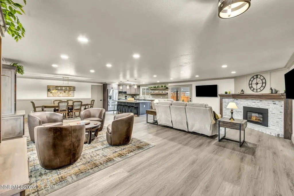 13745 Kewanna Reno NV 89521