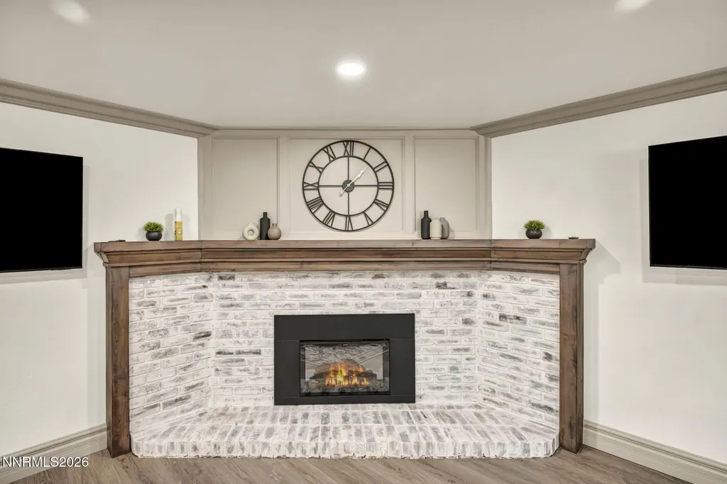 13745 Kewanna Reno NV 89521