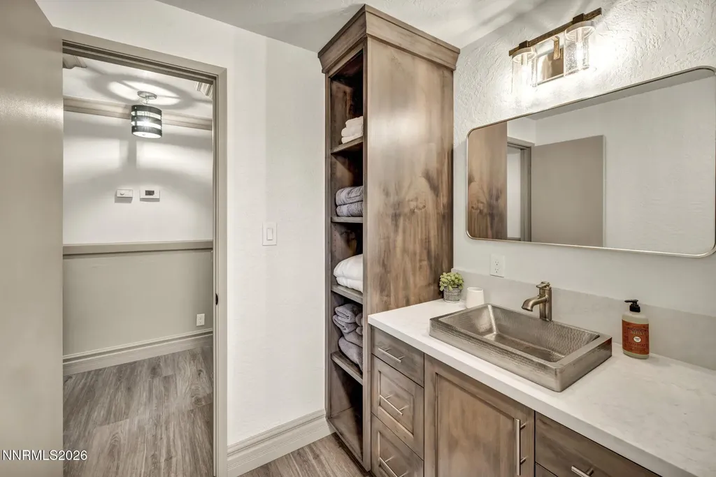 13745 Kewanna Reno NV 89521