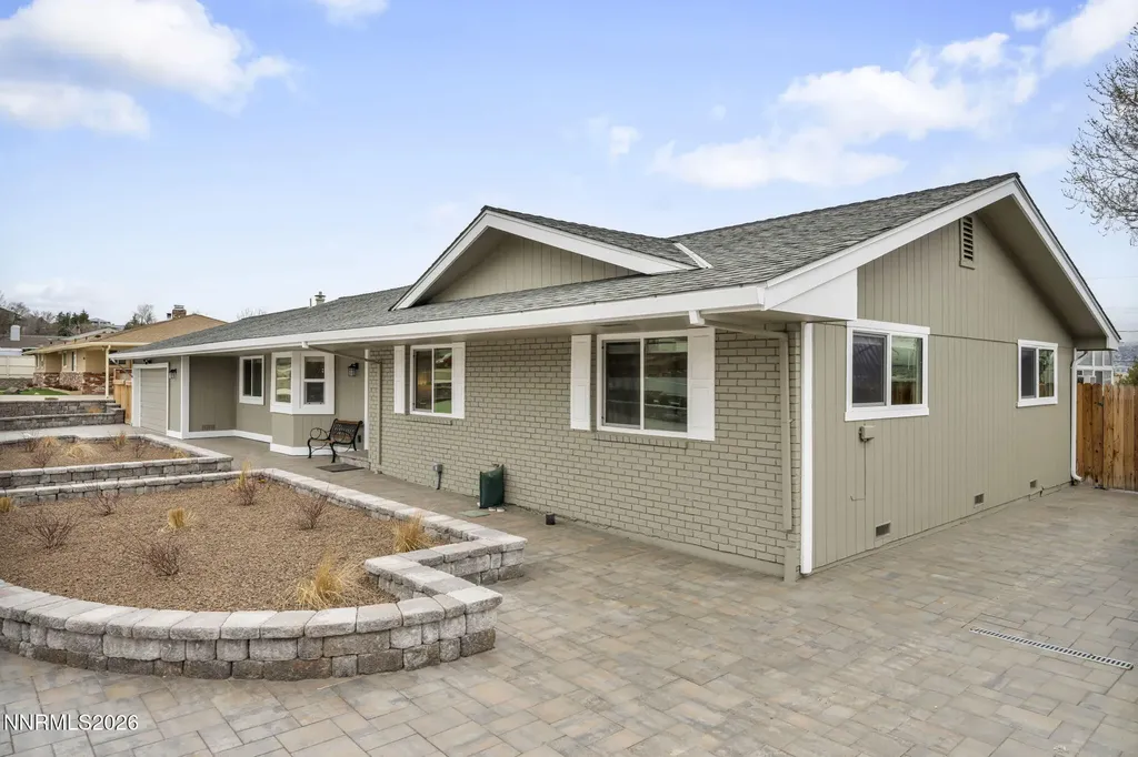 13745 Kewanna Reno NV 89521