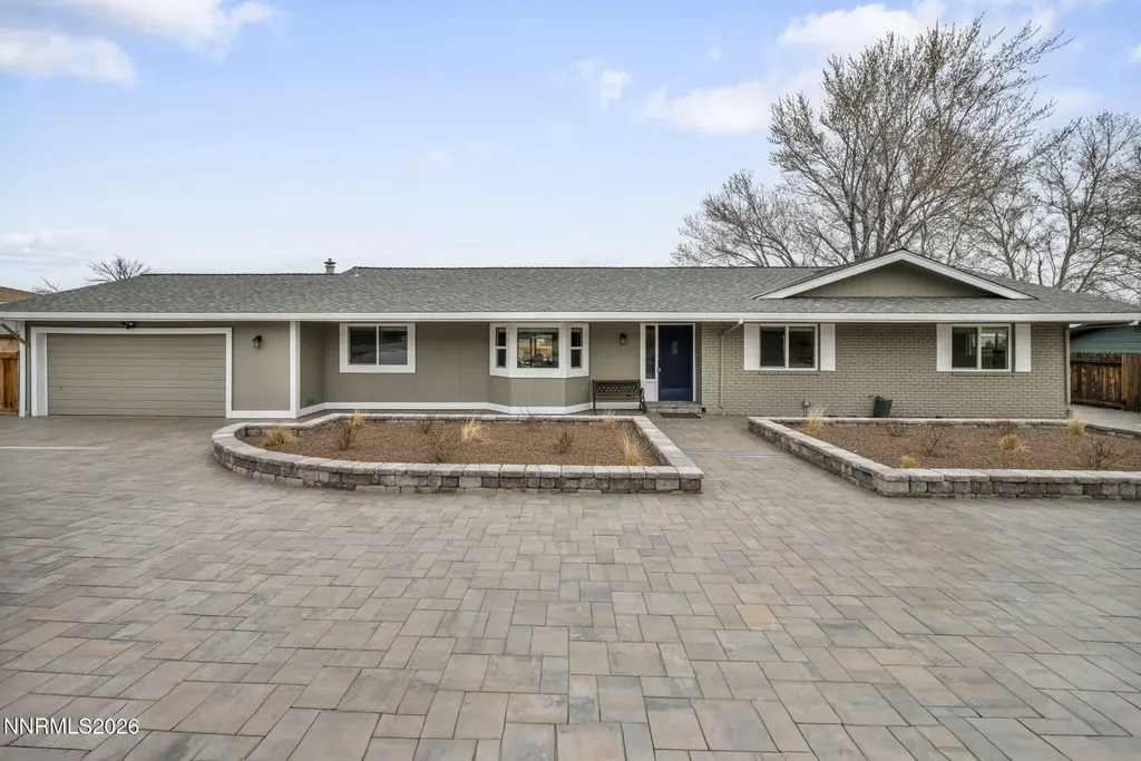 13745 Kewanna Reno NV 89521