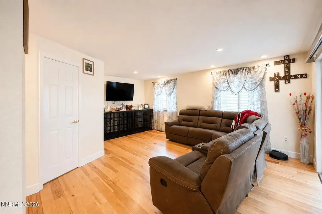 4135 Mina Carson City NV 89706