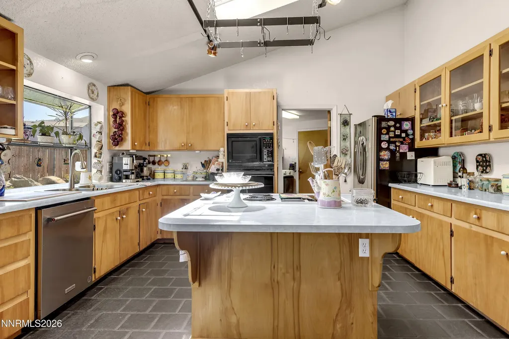3329 Edmonds Carson City NV 89701