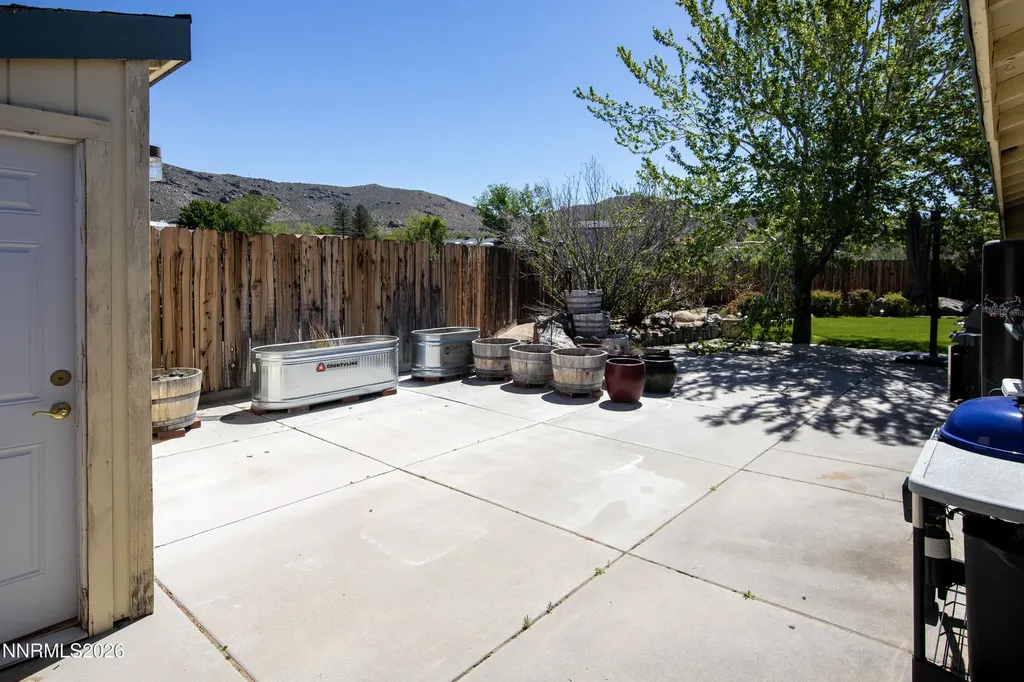 3329 Edmonds Carson City NV 89701