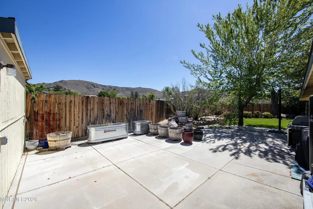 3329 Edmonds Carson City NV 89701