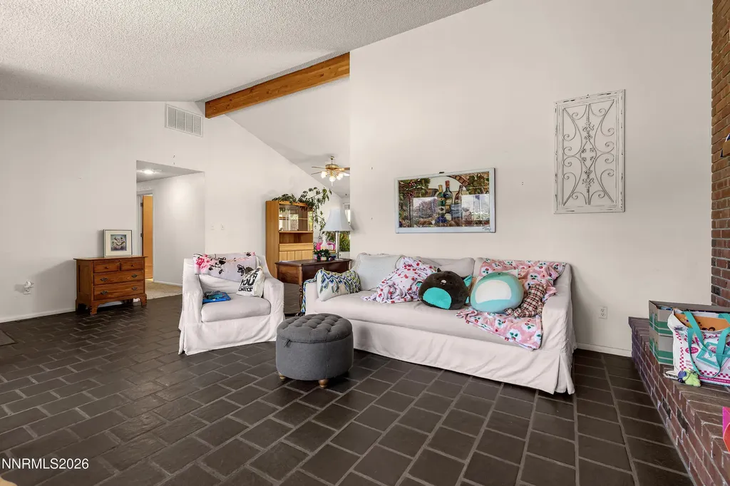 3329 Edmonds Carson City NV 89701