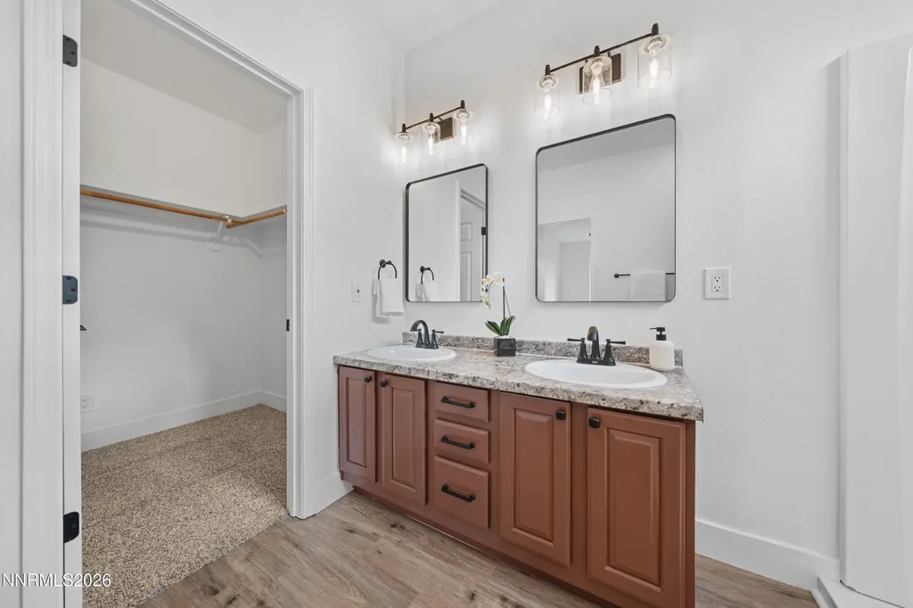 20985 Rose Knob Reno NV 89508