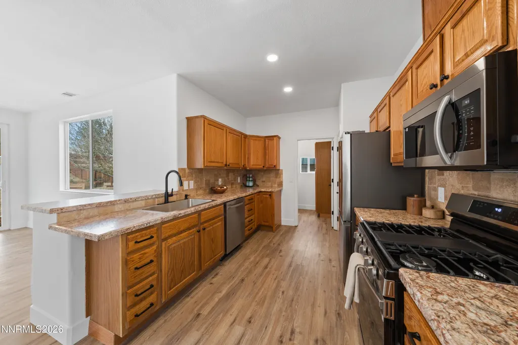 20985 Rose Knob Reno NV 89508