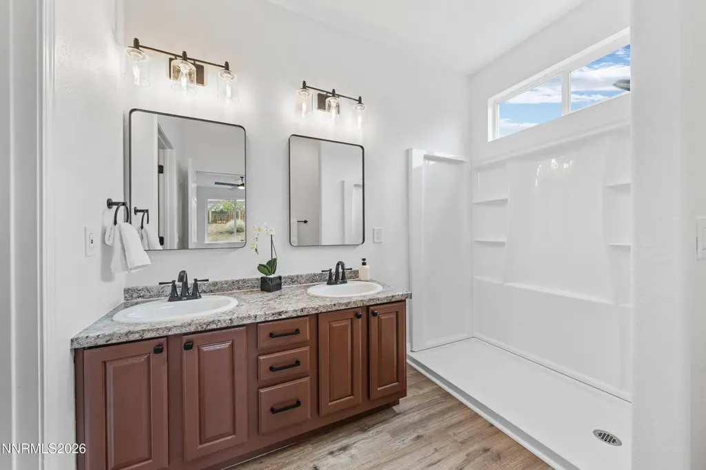 20985 Rose Knob Reno NV 89508