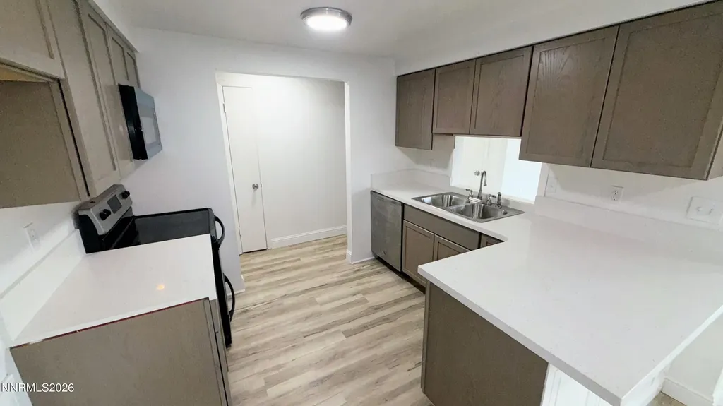 6805 Lotus Reno NV 89506