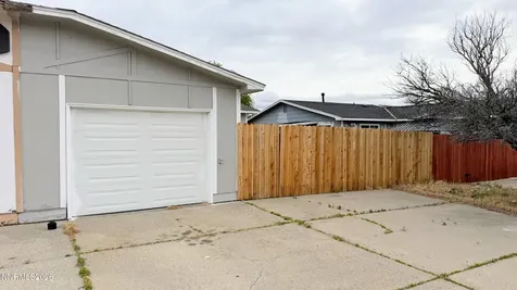 6805 Lotus Reno NV 89506