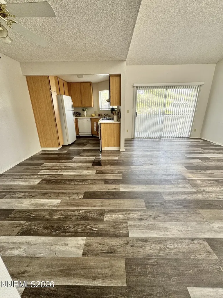 2519 Sunny Slope Sparks NV 89434