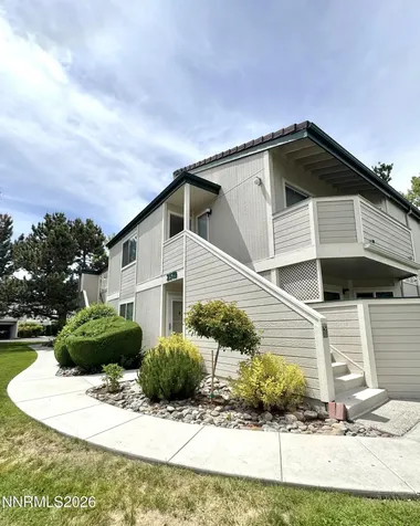2519 Sunny Slope Sparks NV 89434