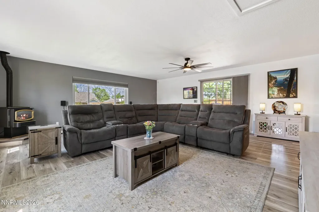 616 Kim Gardnerville NV 89460