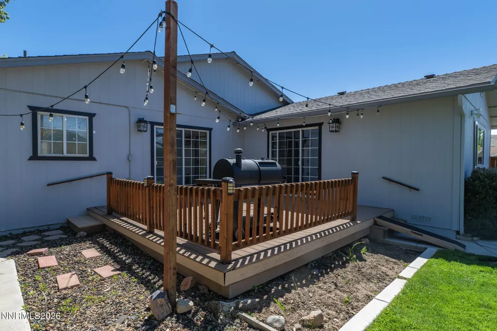 616 Kim Gardnerville NV 89460