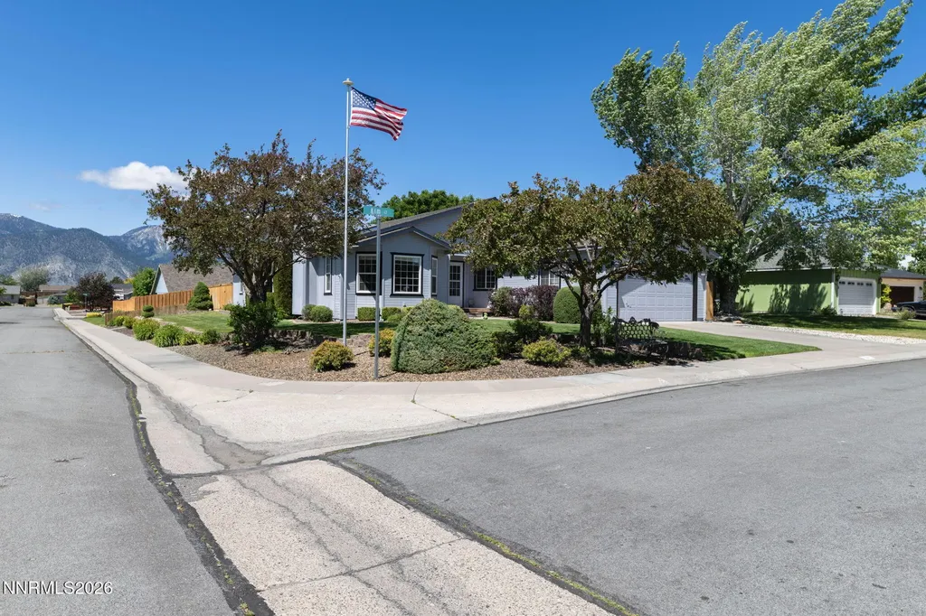 616 Kim Gardnerville NV 89460