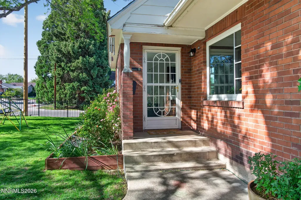 1310 Lander Reno NV 89509