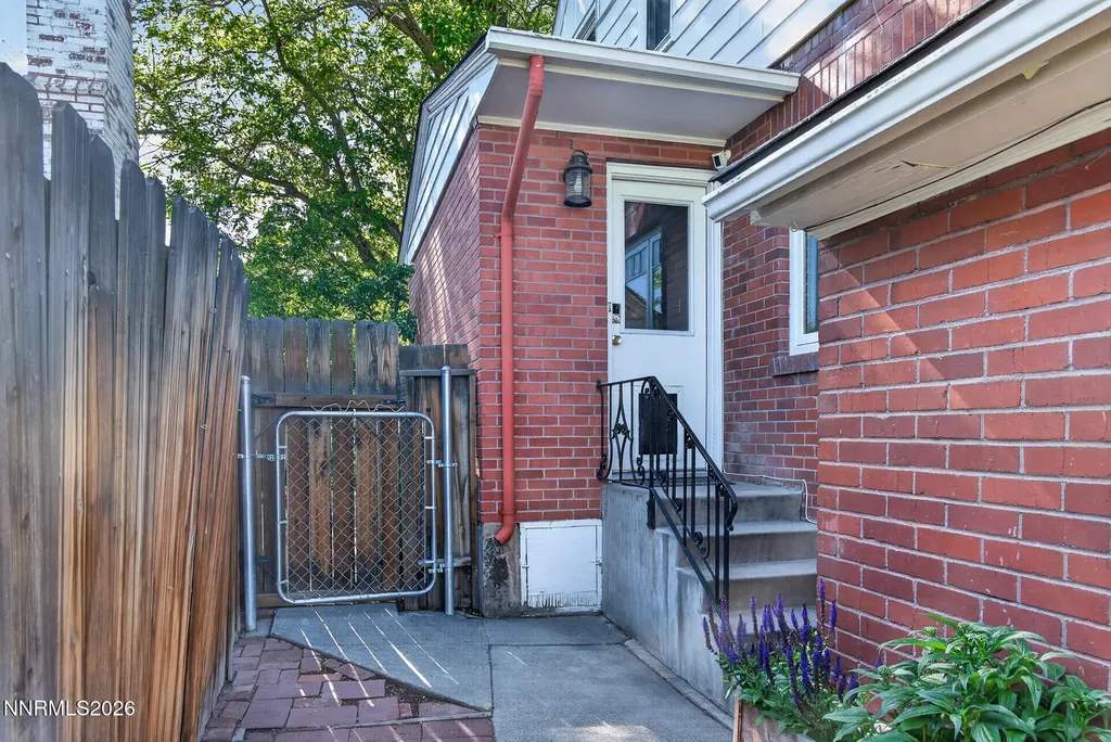 1310 Lander Reno NV 89509