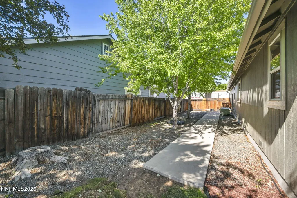 1785 Lantana Minden NV 89423