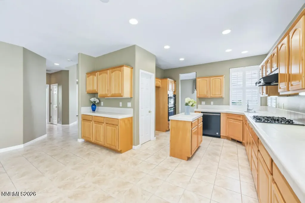 1094 Waverly Reno NV 89519