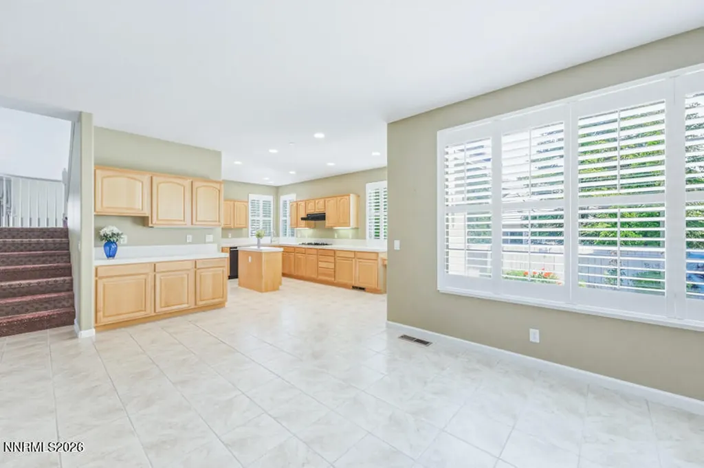 1094 Waverly Reno NV 89519