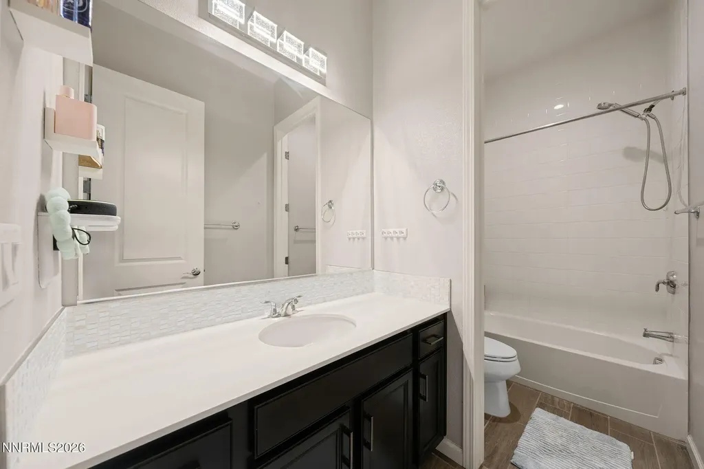 905 Iron River Reno NV 89521