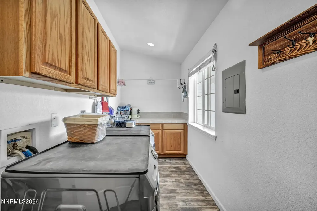 2983 Hot Springs Minden NV 89423