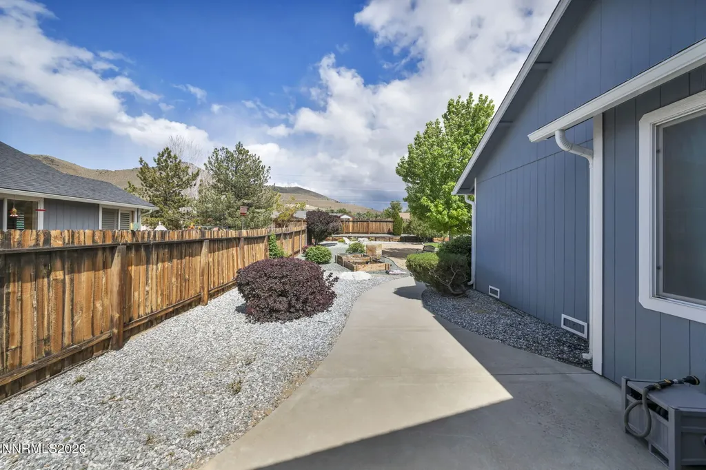 2983 Hot Springs Minden NV 89423