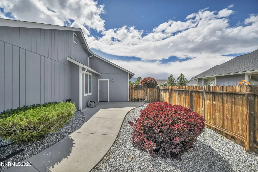 2983 Hot Springs Minden NV 89423