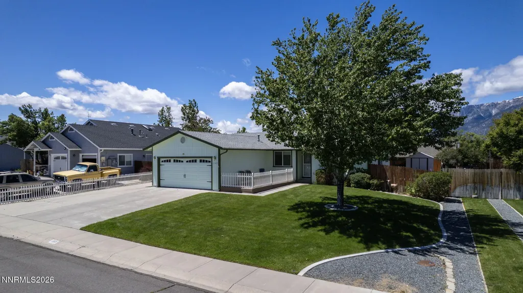 1385 Patricia Gardnerville NV 89460