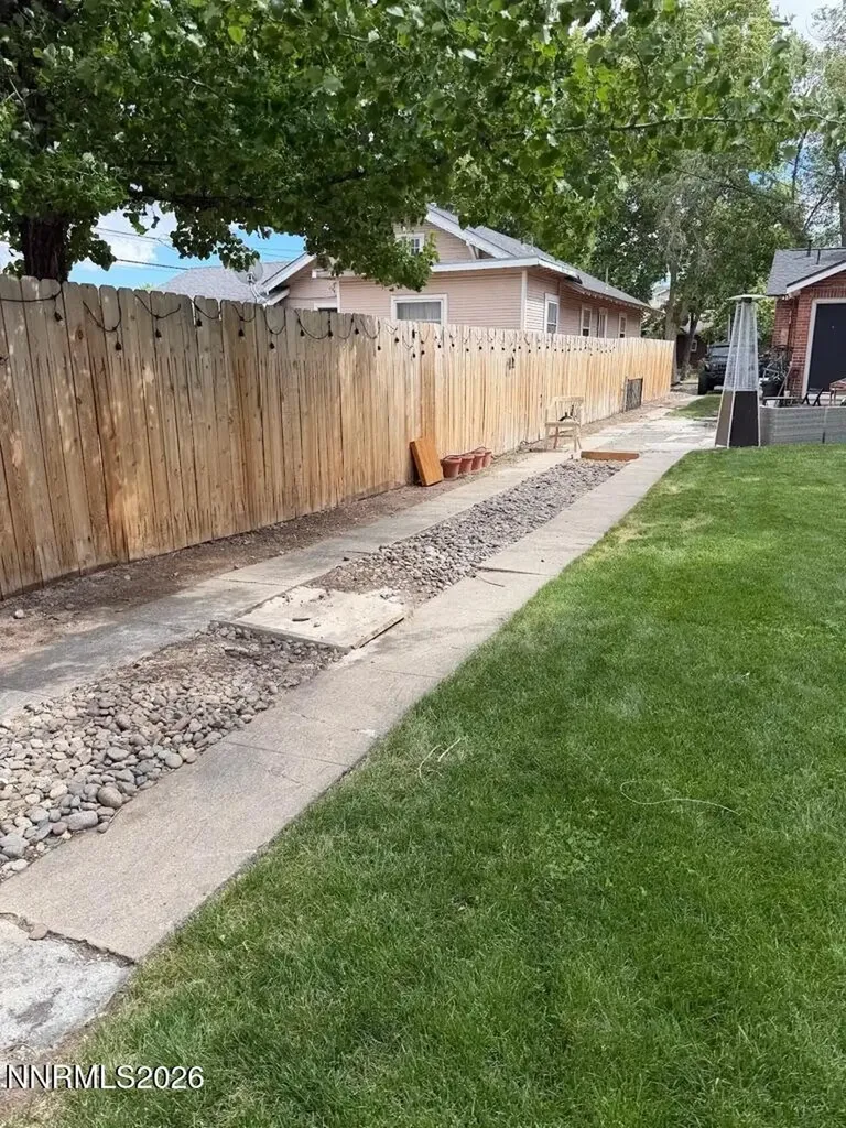 665 La Rue Reno NV 89509