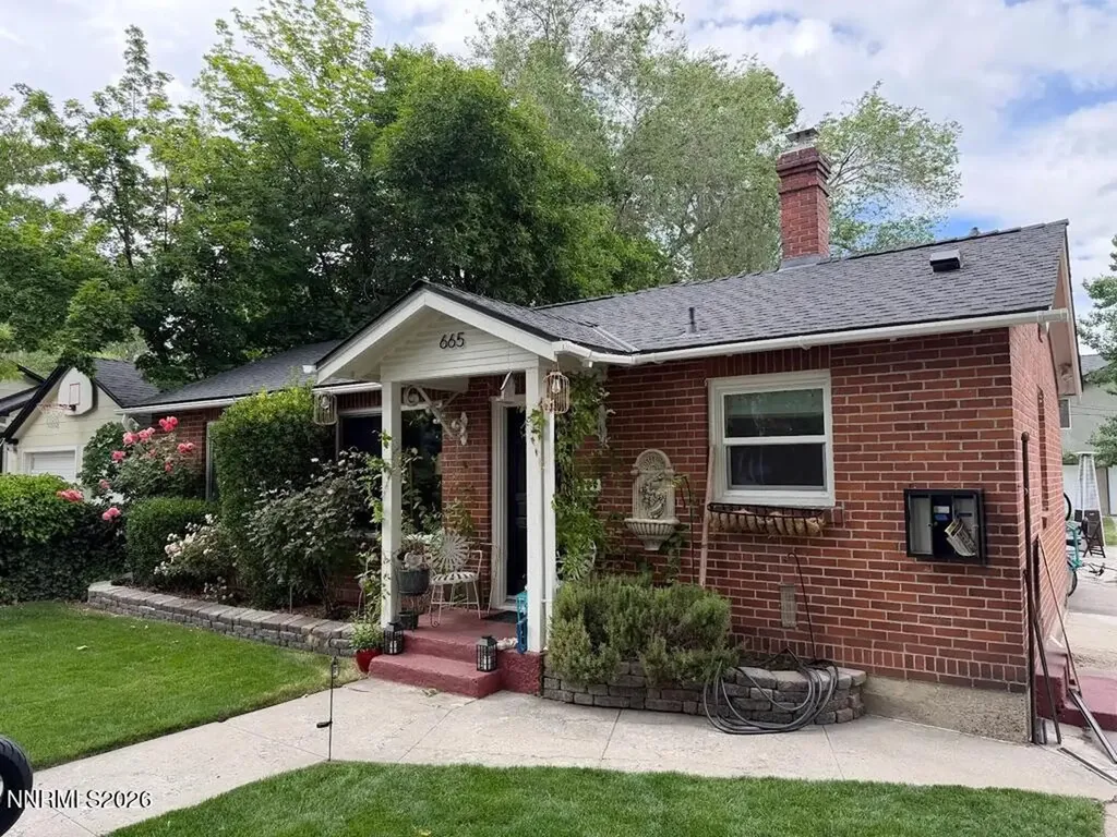 665 La Rue Reno NV 89509
